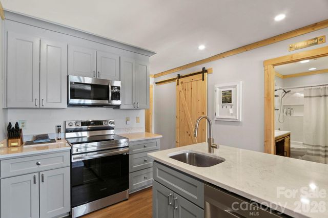 104 Sugar Ski Drive, Banner Elk, NC 28604
