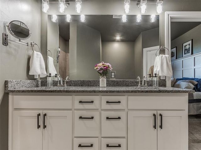 5461 Little Farms Road, Guthrie, OK 73044