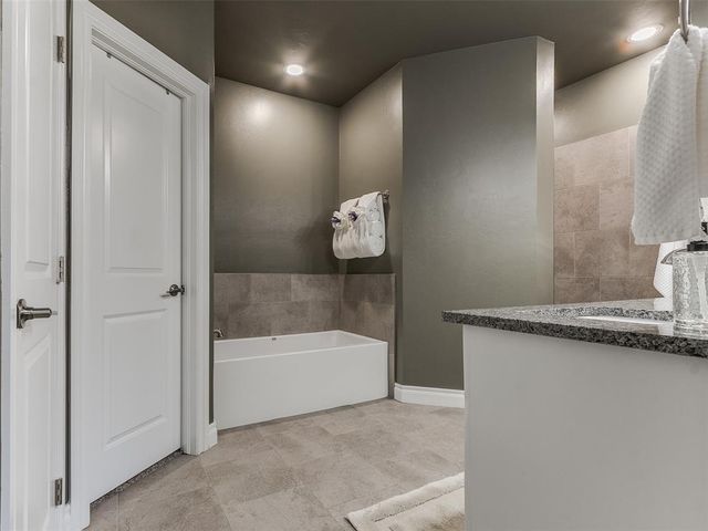 5461 Little Farms Road, Guthrie, OK 73044