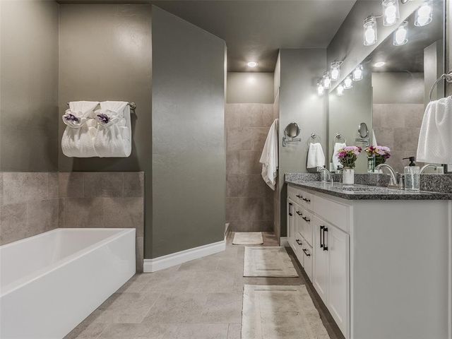 5461 Little Farms Road, Guthrie, OK 73044