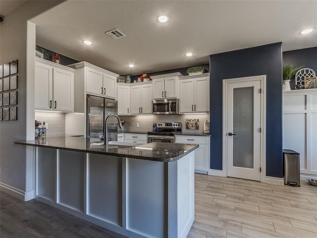 5461 Little Farms Road, Guthrie, OK 73044