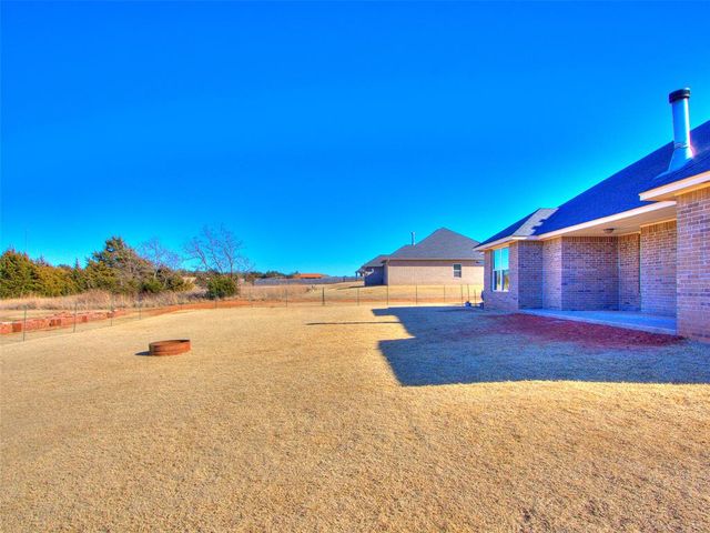 5461 Little Farms Road, Guthrie, OK 73044