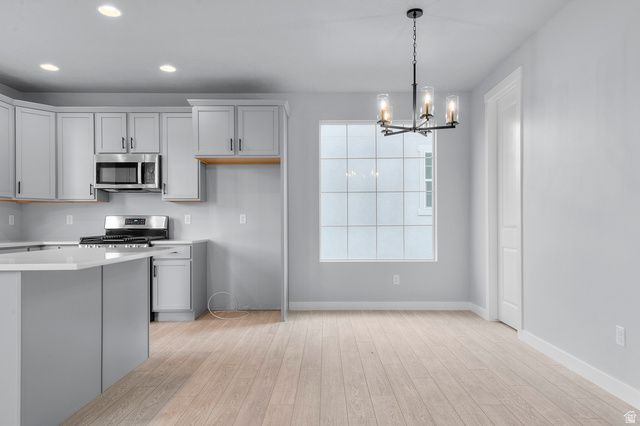 6641 W SPRING SNOW LN, Herriman, UT 84096