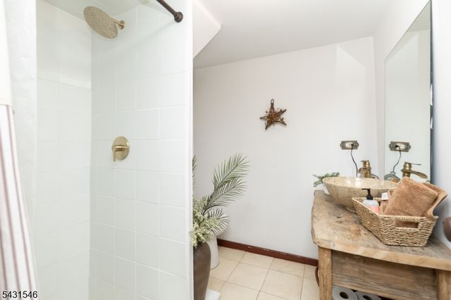 490 Mine Rd, Bethlehem Twp., NJ 08802