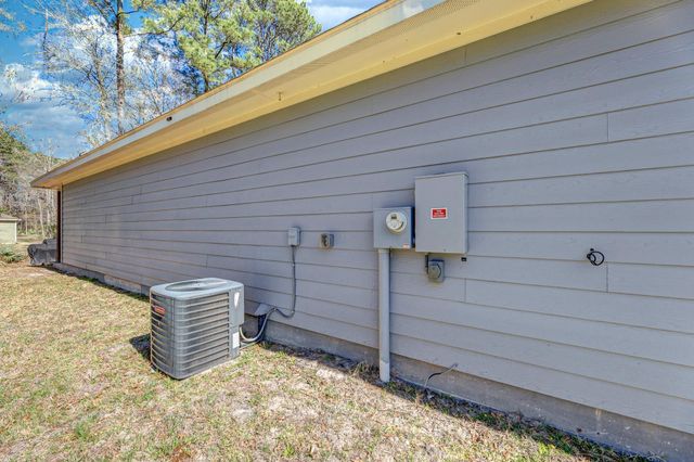 9 Drywood Lane, Huntsville, TX 77340