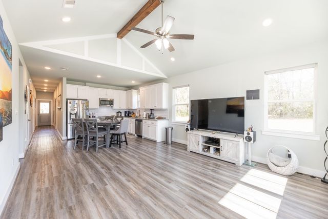 9 Drywood Lane, Huntsville, TX 77340
