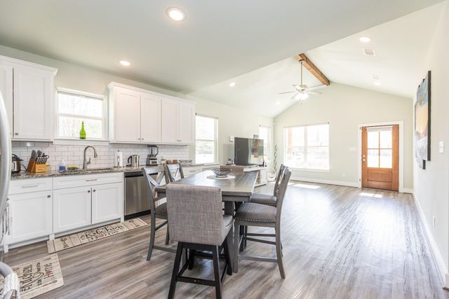 9 Drywood Lane, Huntsville, TX 77340
