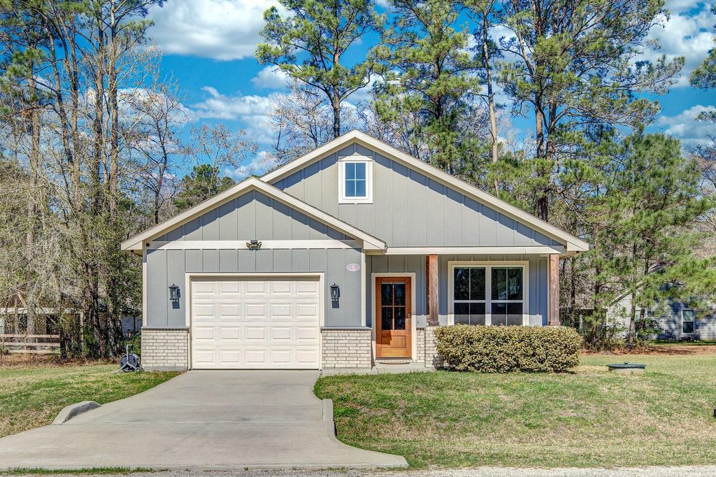 9 Drywood Lane, Huntsville, TX 77340