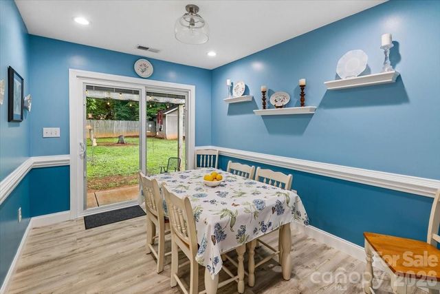 10821 S Hampton Drive, Charlotte, NC 28227
