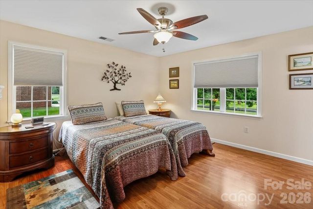10821 S Hampton Drive, Charlotte, NC 28227