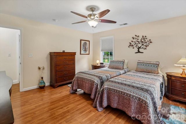 10821 S Hampton Drive, Charlotte, NC 28227