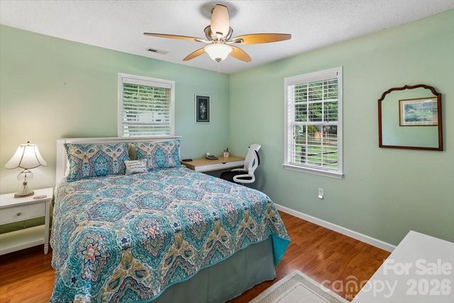 10821 S Hampton Drive, Charlotte, NC 28227