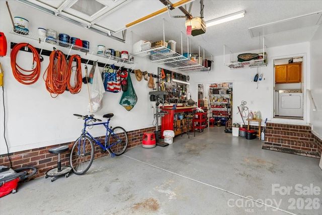 10821 S Hampton Drive, Charlotte, NC 28227