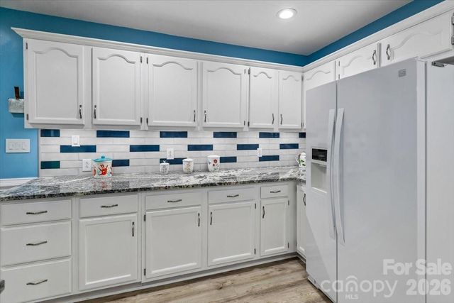 10821 S Hampton Drive, Charlotte, NC 28227