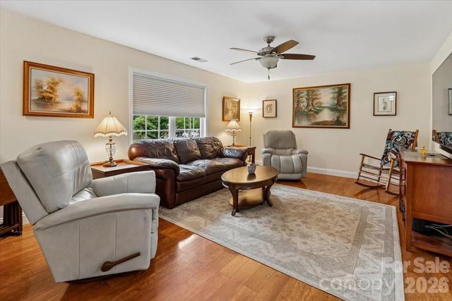 10821 S Hampton Drive, Charlotte, NC 28227