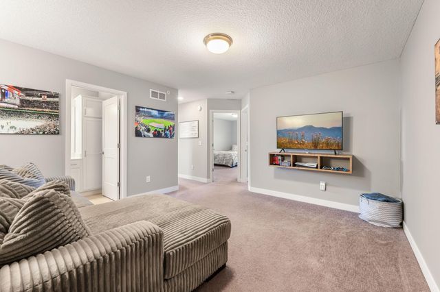 17425 54th Street NE, Rogers, MN 55374