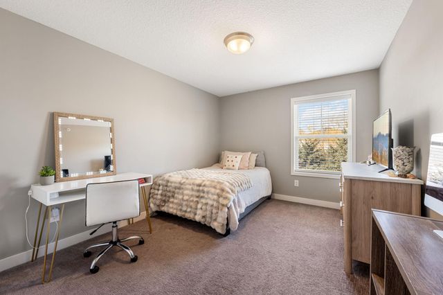 17425 54th Street NE, Rogers, MN 55374