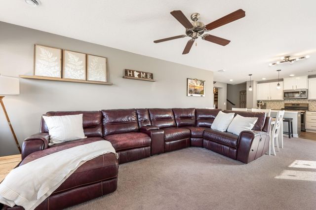 17425 54th Street NE, Rogers, MN 55374