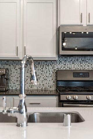 17425 54th Street NE, Rogers, MN 55374