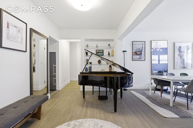 357 W 55th St Apt 4B, New York City, NY 10019
