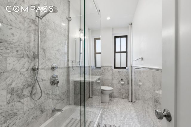 357 W 55th St Apt 4B, New York City, NY 10019