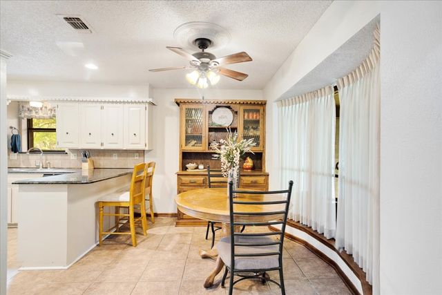 110 Bois D Arc Street, Tom Bean, TX 75491