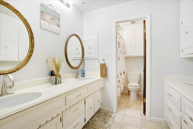 110 Bois D Arc Street, Tom Bean, TX 75491