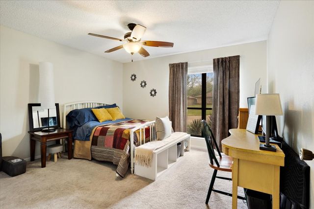 110 Bois D Arc Street, Tom Bean, TX 75491