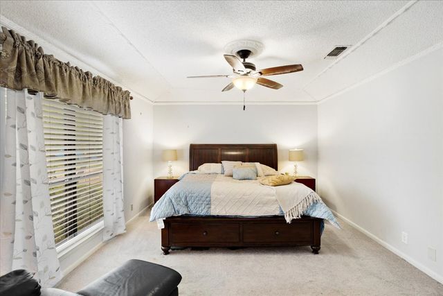110 Bois D Arc Street, Tom Bean, TX 75491