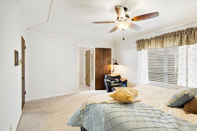 110 Bois D Arc Street, Tom Bean, TX 75491