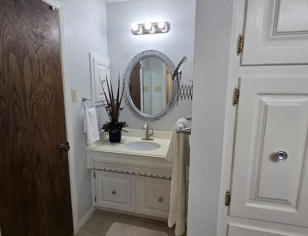 110 Bois D Arc Street, Tom Bean, TX 75491
