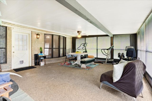 110 Bois D Arc Street, Tom Bean, TX 75491
