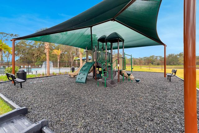 2612 PENGUIN BOULEVARD, Davenport, FL 33837