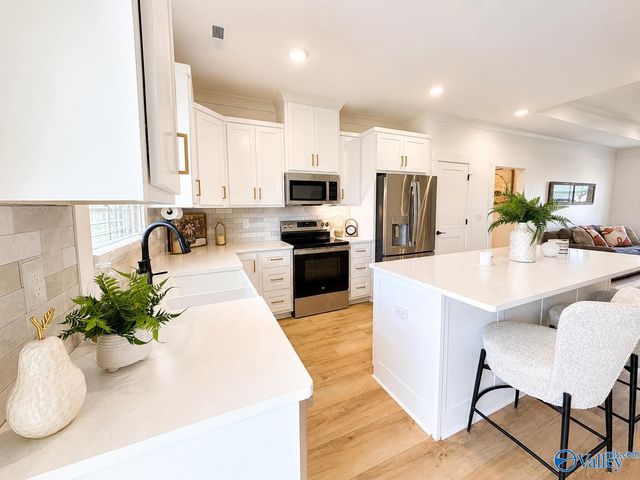 142 Owensby Way, Trinity, AL 35673