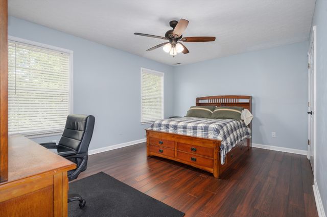 311 Orchard Park Dr, White House, TN 37188