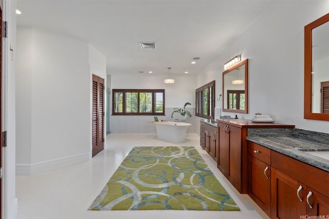 47 Kaapuni Drive, Kailua, HI 96734