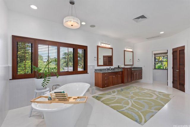 47 Kaapuni Drive, Kailua, HI 96734