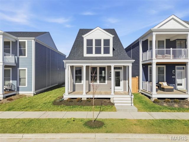 2905 Memphis Street, St Charles, MO 63301