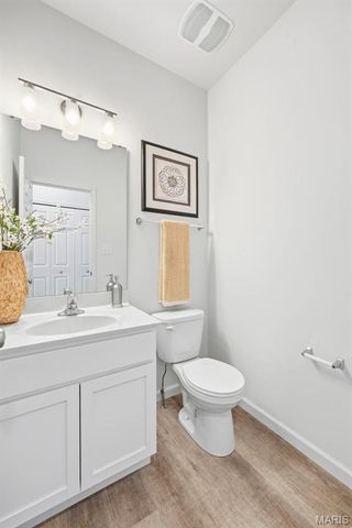 2905 Memphis Street, St Charles, MO 63301