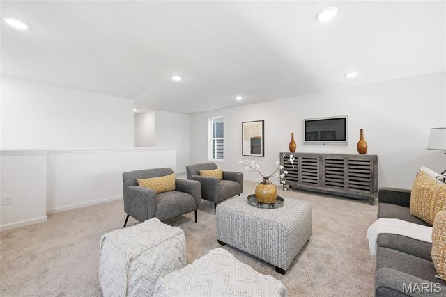 2905 Memphis Street, St Charles, MO 63301