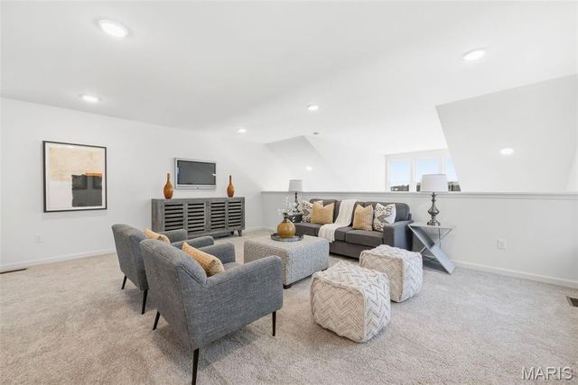 2905 Memphis Street, St Charles, MO 63301