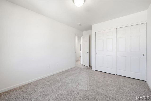 2905 Memphis Street, St Charles, MO 63301