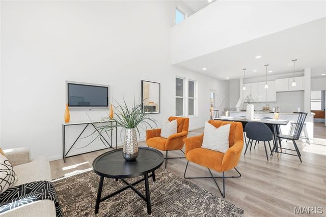 2905 Memphis Street, St Charles, MO 63301