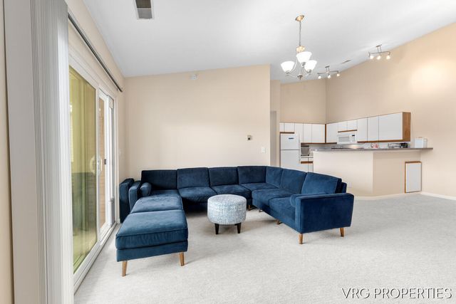 8354 N Jasonville Court Se 46, Caledonia Twp, MI 49316