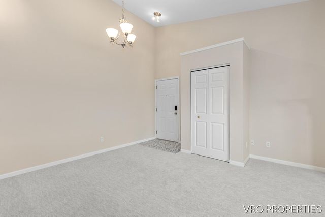 8354 N Jasonville Court Se 46, Caledonia Twp, MI 49316