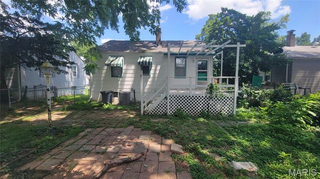 3219 Coles Avenue, St Louis, MO 63114