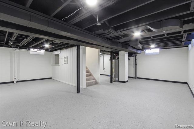 18500 Biltmore Street, Detroit, MI 48235