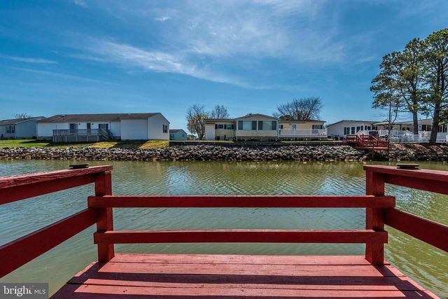 12 COASTAL DR, Berlin, MD 21811