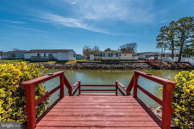 12 COASTAL DR, Berlin, MD 21811