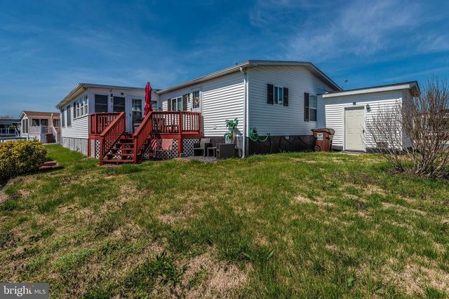 12 COASTAL DR, Berlin, MD 21811